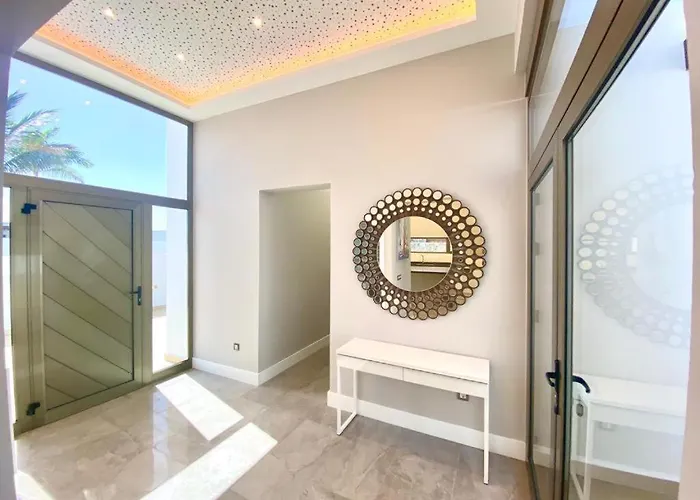 Celine Puerto del Carmen (Lanzarote)